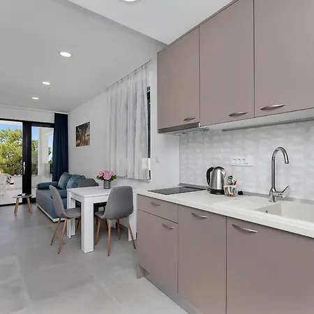 Apartman Central Beach Apartments *