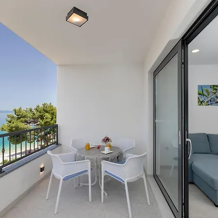 Central Beach Apartments Apartman *