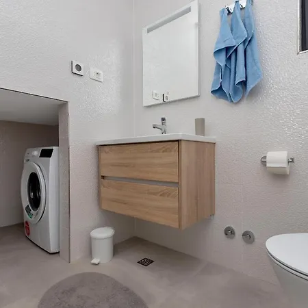 Central Beach Apartments Apartman *
