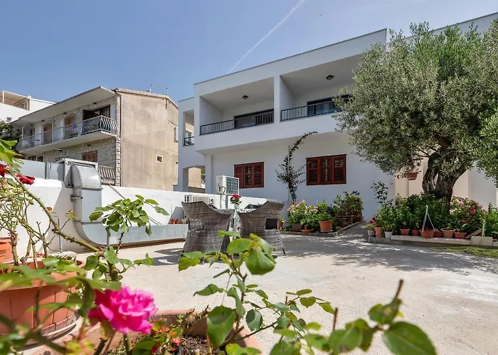 Central Beach Apartments * Tučepi