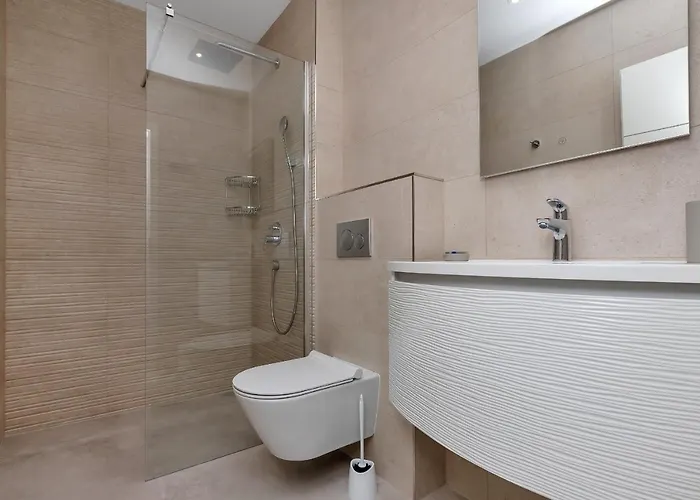 Central Beach Apartments Tučepi